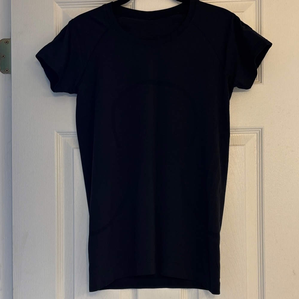 Lululemon Swiftly tech short sleeve shirt